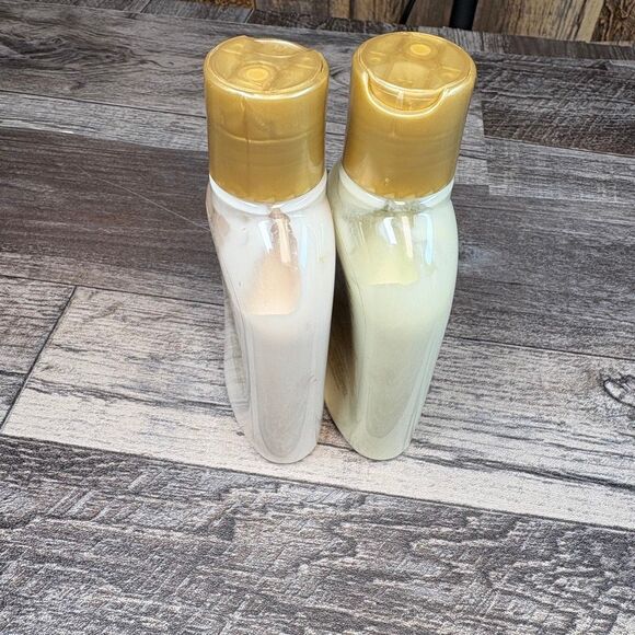 Victoria’s Secret Garden Mini Lotions – Strawberries & Champagne + Pear Glacé (V - Picture 4 of 8